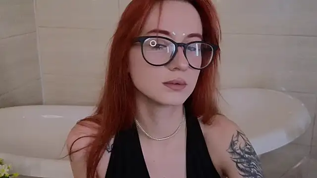 Snapshot of Dark_Lola_ chatting on 7, 10, 2025 Dark Lola online show from 7, 10, 2025