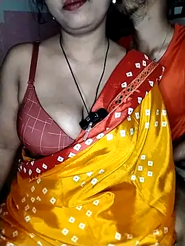 Snapshot of Indian_Lust_Couple chatting on 15, 4, 2026 Indian Lust Couple online show from 15, 4, 2026