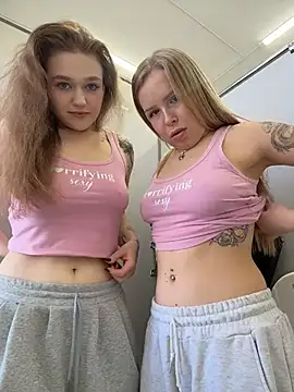 Snapshot of mur_girl chatting on 13, 3, 2026 mur girl online show from 13, 3, 2026