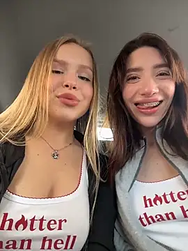 Snapshot of mur_girl chatting on 20, 3, 2026 mur girl online show from 20, 3, 2026