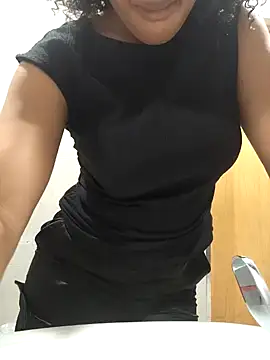 SEXIEST-BADDIE online show from 9, 1, 2025