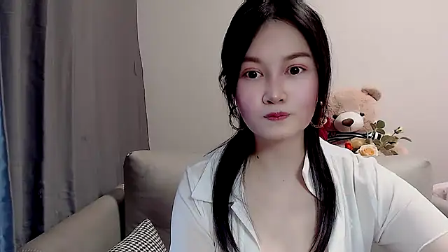 Snapshot of Little-sweet chatting on 6, 2, 2025 Little-sweet online show from 6, 2, 2025