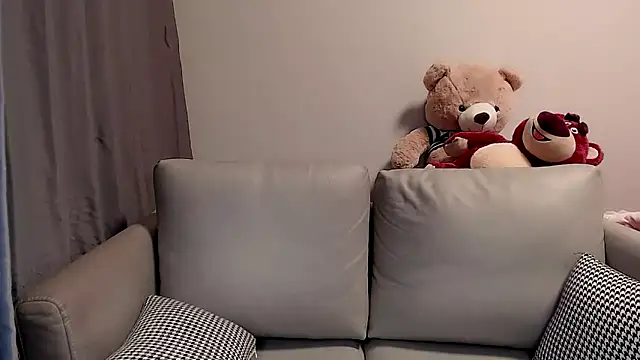 Snapshot of Little-sweet chatting on 11, 2, 2025 Little-sweet online show from 11, 2, 2025