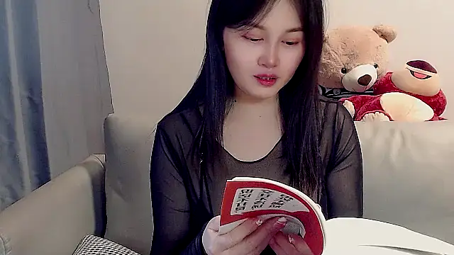 Snapshot of Little-sweet chatting on 12, 2, 2025 Little-sweet online show from 12, 2, 2025
