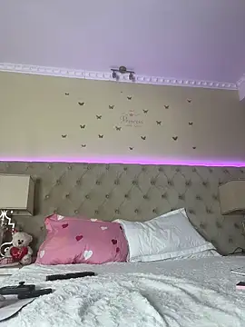 Alicia007 online show from 2, 4, 2026