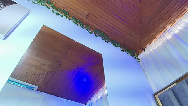 Naia x online show from 1, 12, 2025