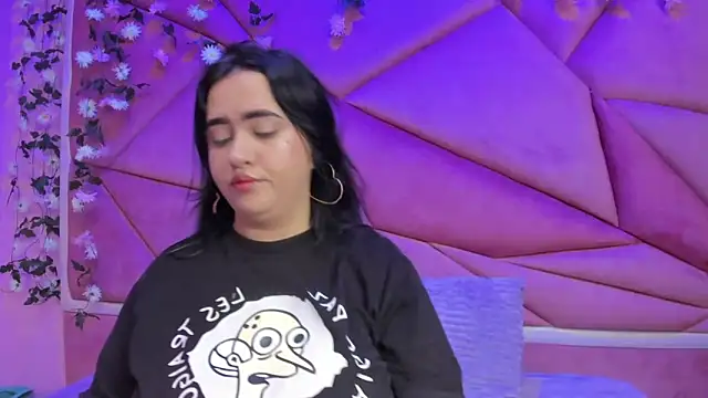 Victoria Rossy online show from 2, 12, 2025