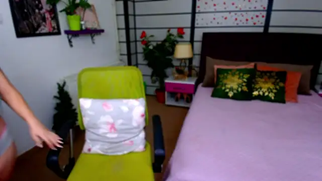 TessaaJoy online show from 5, 12, 2025