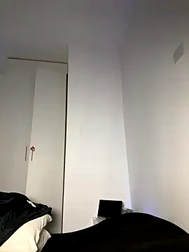 AgnesCampp online show from 17, 9, 2025