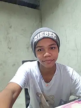 Snapshot of Luciia_cute chatting on 9, 3, 2026 Luciia cute online show from 9, 3, 2026