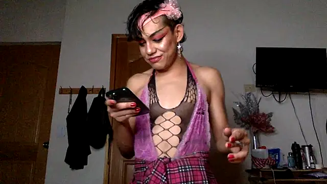 Snapshot of venustattoopussy chatting on 8, 1, 2025 venustattoopussy online show from 8, 1, 2025