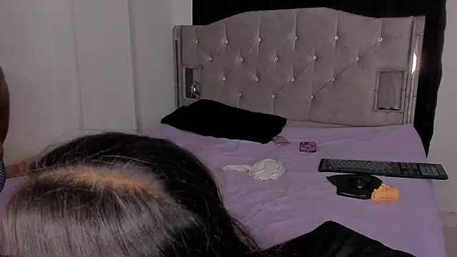 Snapshot of game_with_lesbians_ chatting on 30, 1, 2025 game with lesbians online show from 30, 1, 2025