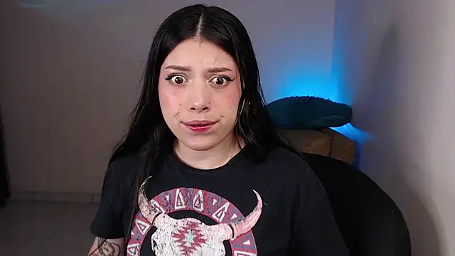 Snapshot of iam_emy chatting on 25, 3, 2026 iam emy online show from 25, 3, 2026