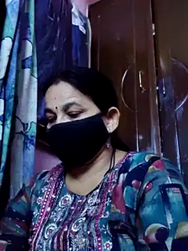 lalitha225 online show from 4, 1, 2025