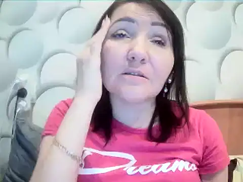 ClaireSunset online show from 13, 4, 2026