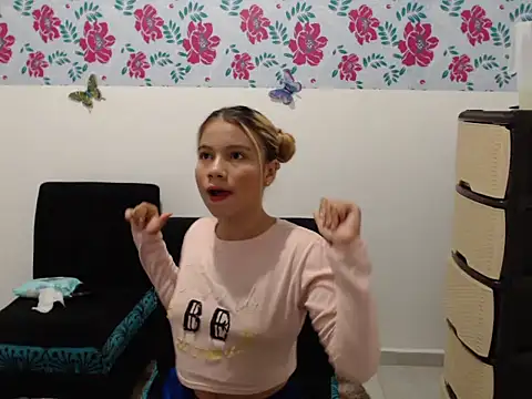 Naomi991 online show from 3, 1, 2025