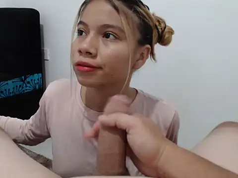 Naomi991 online show from 10, 2, 2025