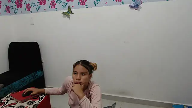 Naomi991 online show from 17, 3, 2025