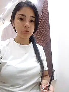 Snapshot of Belliinda_21 chatting on 12, 2, 2025 Belliinda 21 online show from 12, 2, 2025