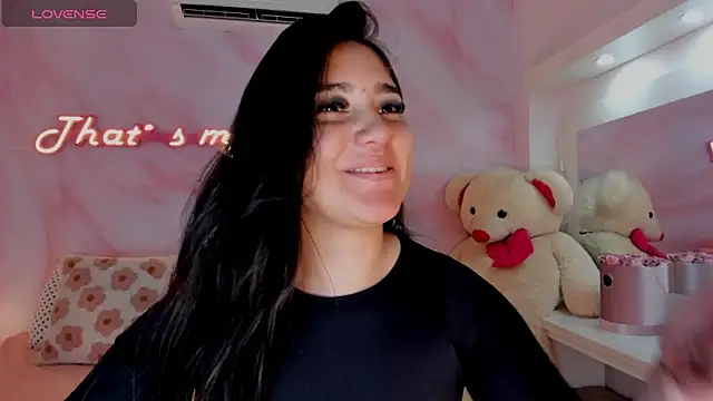 Snapshot of Belliinda_21 chatting on 12, 9, 2025 Belliinda 21 online show from 12, 9, 2025