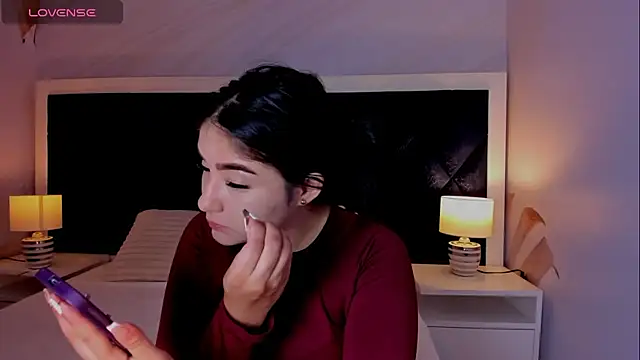 Snapshot of Belliinda_21 chatting on 23, 9, 2025 Belliinda 21 online show from 23, 9, 2025