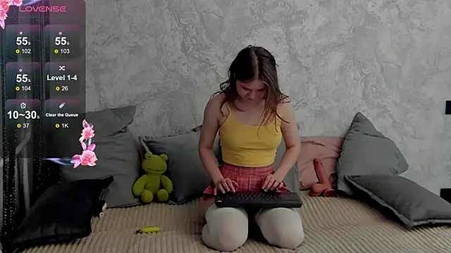 Snapshot of Hibisceae chatting on 18, 12, 2025 Hibisceae online show from 18, 12, 2025