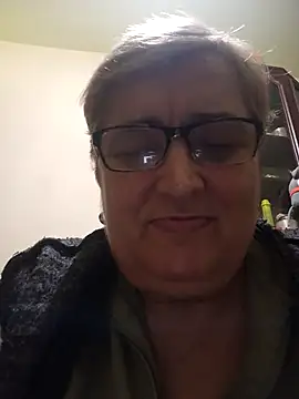 Snapshot of Sonya5156 chatting on 4, 3, 2025 Sonya5156 online show from 4, 3, 2025