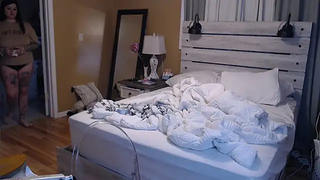 TexasTattooedHouseWife online show from 19, 3, 2025