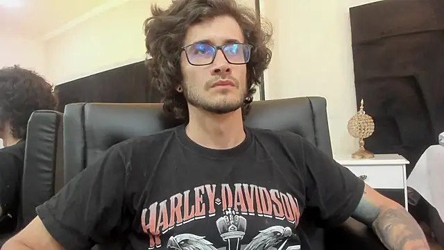 Loggan donnelly online show from 30, 1, 2025