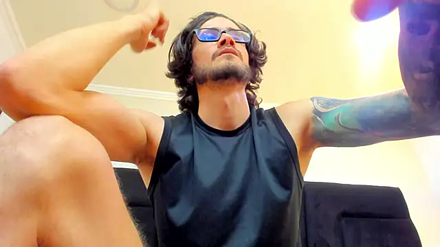 Loggan donnelly online show from 14, 2, 2025