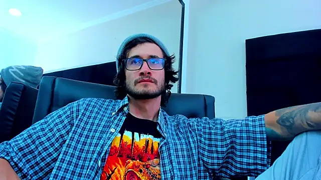 Loggan donnelly online show from 22, 2, 2025