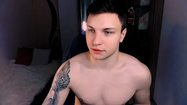 handsome guy01 online show from 20, 12, 2024