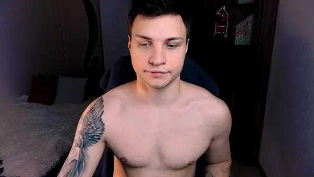 handsome guy01 online show from 20, 12, 2024