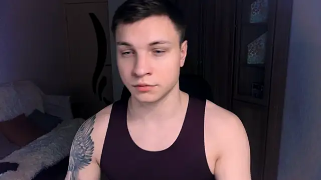 handsome guy01 online show from 20, 1, 2025