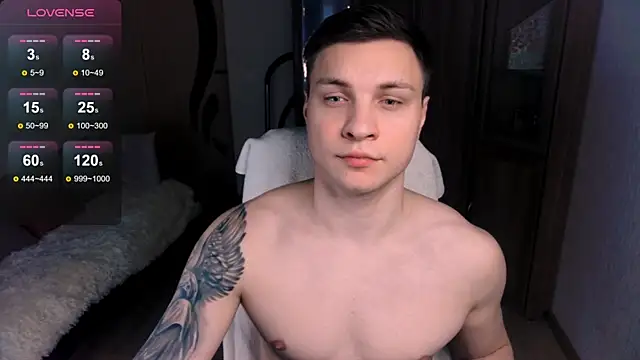 handsome guy01 online show from 21, 1, 2025