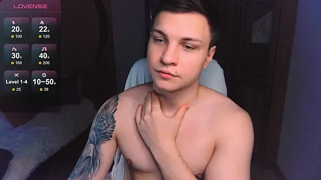 handsome guy01 online show from 25, 1, 2025