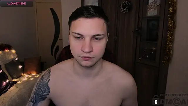 handsome guy01 online show from 30, 11, 2025