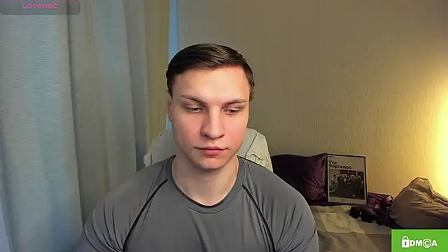 handsome guy01 online show from 9, 4, 2026