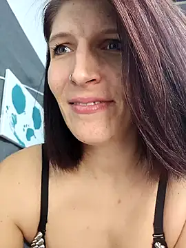 Lenchen  online show from 23, 1, 2025