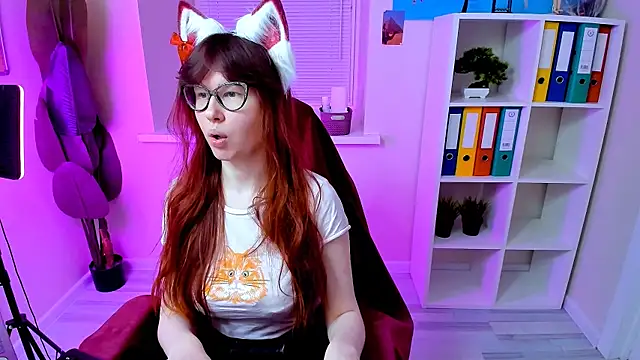 CarolGiggly online show from 23, 9, 2025