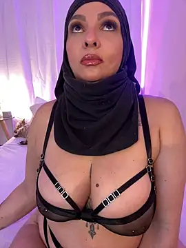 Aligoldbottom online show from 16, 3, 2025