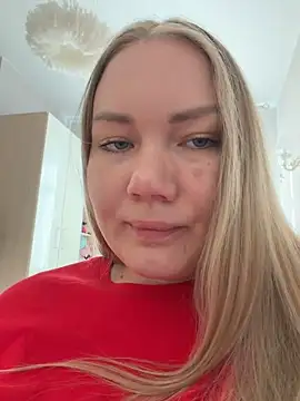 LianaCruz   online show from 1, 4, 2026