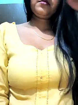 Snapshot of NEETU-89 chatting on 9, 3, 2025 NEETU-89 online show from 9, 3, 2025