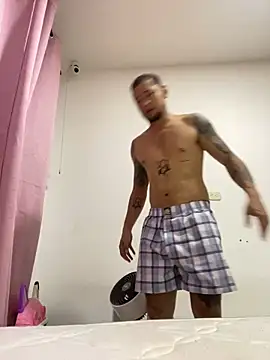 Snapshot of MrSoulMommy chatting on 10, 12, 2024 MrSoulMommy online show from 10, 12, 2024