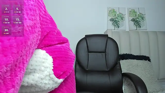 Snapshot of Kala_Alia chatting on 11, 9, 2025 Kala Alia online show from 11, 9, 2025