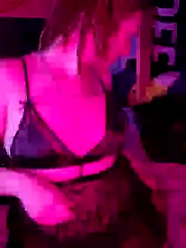 Snapshot of angel_star420864 chatting on 8, 3, 2025 angel star420864 online show from 8, 3, 2025