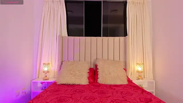 Snapshot of Aliison_Smith chatting on 8, 3, 2026 Aliison Smith online show from 8, 3, 2026