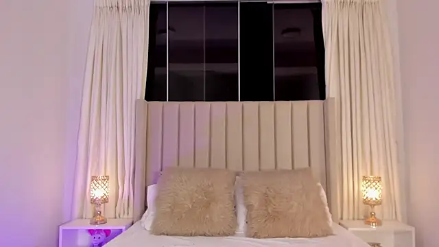 Snapshot of Aliison_Smith chatting on 10, 4, 2026 Aliison Smith online show from 10, 4, 2026