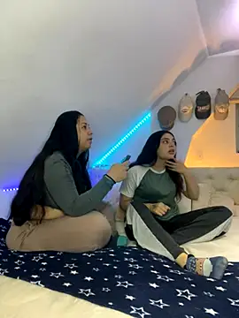 Snapshot of Scarlett_Jazmin chatting on 8, 10, 2025 Scarlett Jazmin online show from 8, 10, 2025