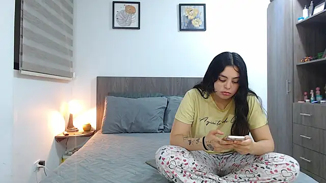 Snapshot of Scarlett_Jazmin chatting on 14, 4, 2026 Scarlett Jazmin online show from 14, 4, 2026